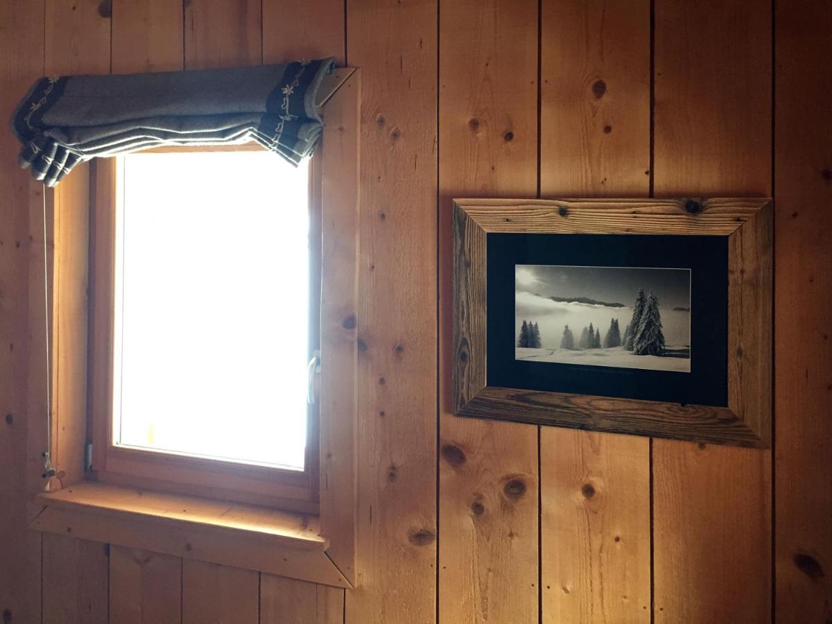 Apartamento Le Grenier A Luge Les Gets Exterior foto