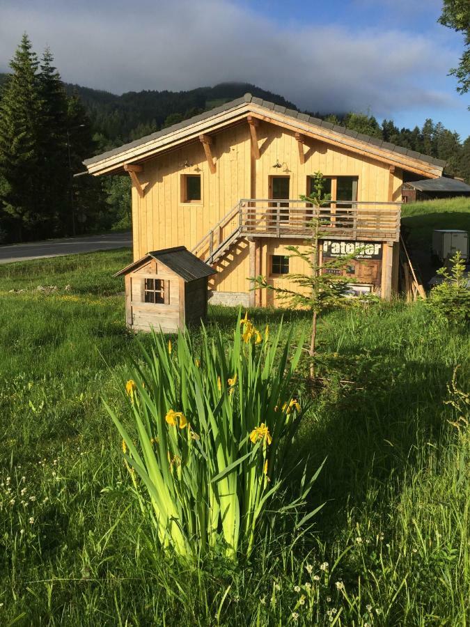 Apartamento Le Grenier A Luge Les Gets Exterior foto